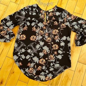 🔥BUNDLE 3 for $10🔥 CUTE TOP